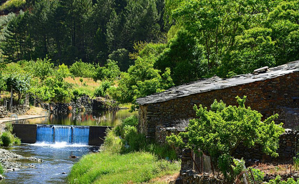 Гостьовий будинок Ramajal Rural Horcajo  Екстер'єр фото